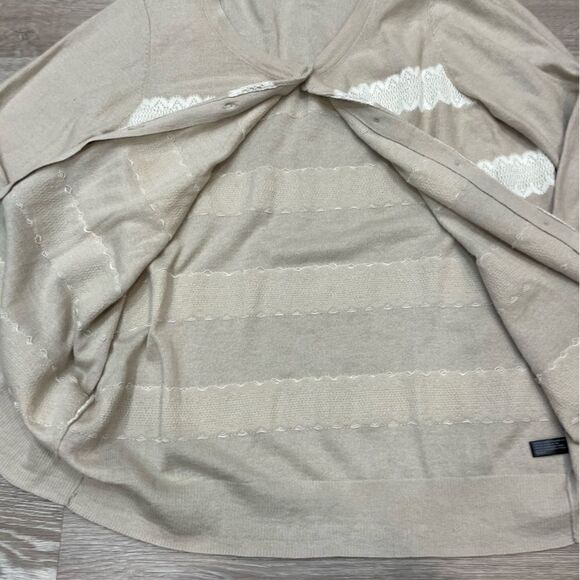 The limited Cream Knit Cardigan with Lace print L - Picture 5 of 8